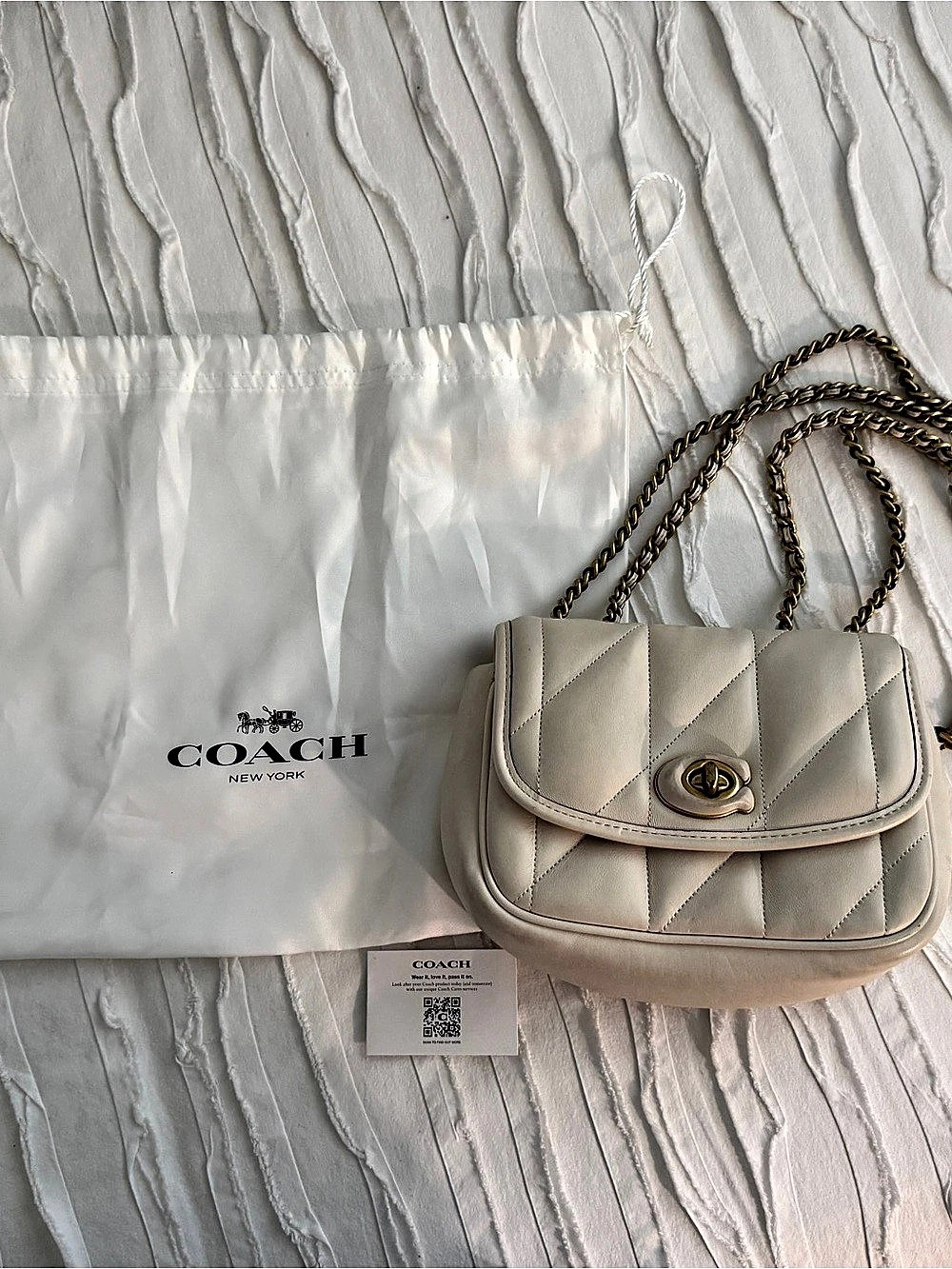 Coach Tabby Shoulder Bag 26 With Pillow Quilting White